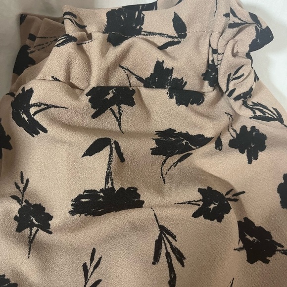 Floral Print Straight Leg Pants - Picture 4 of 6